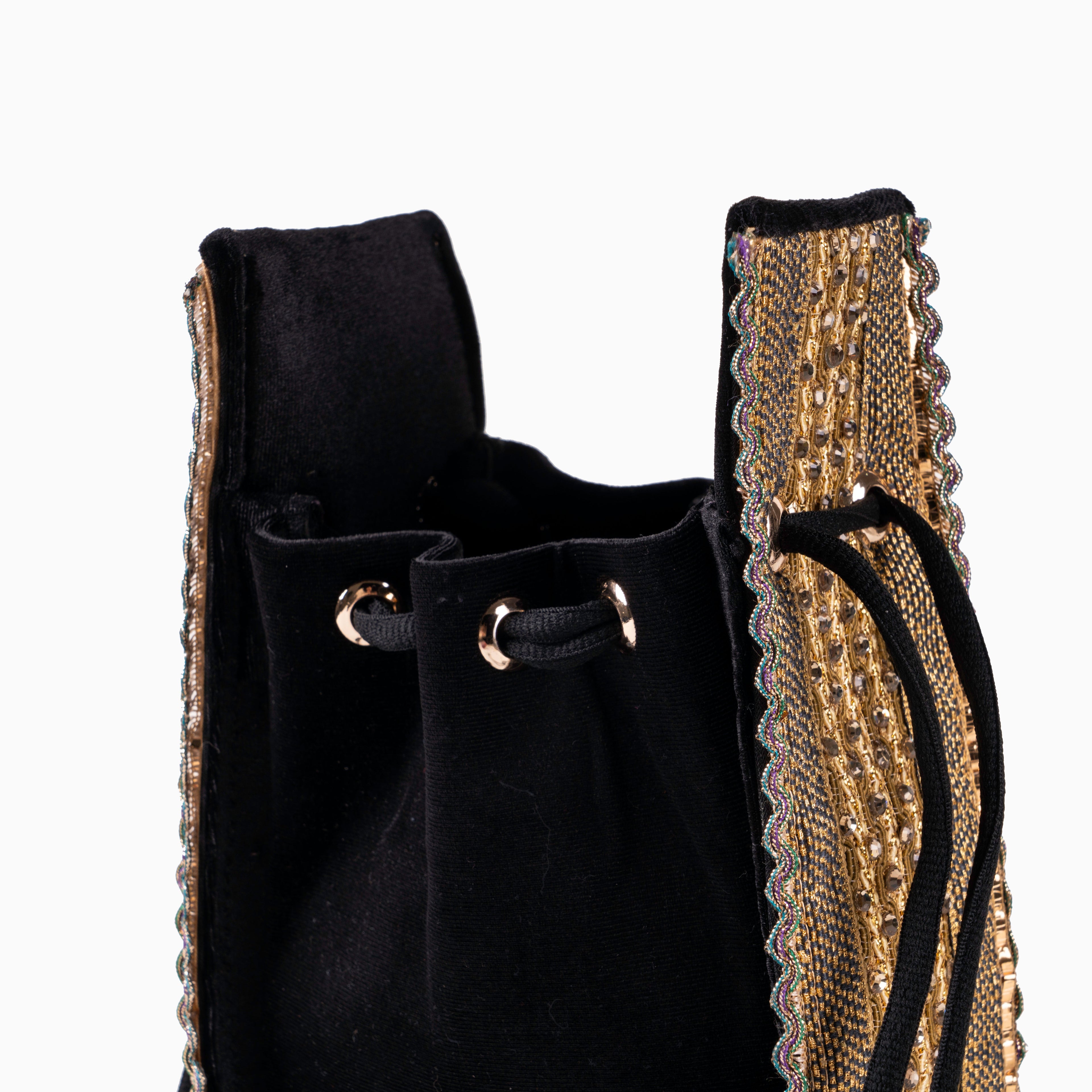 Tear-drop hand bag  - fosousss